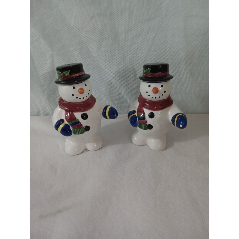 Snowman Salt And Pepper Shakers
